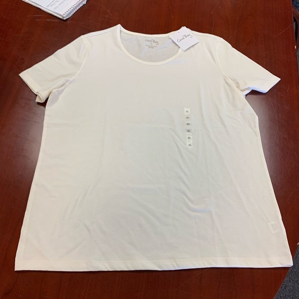 Coral Bay Cream Short Sleeve T-shirt sz XL NWT